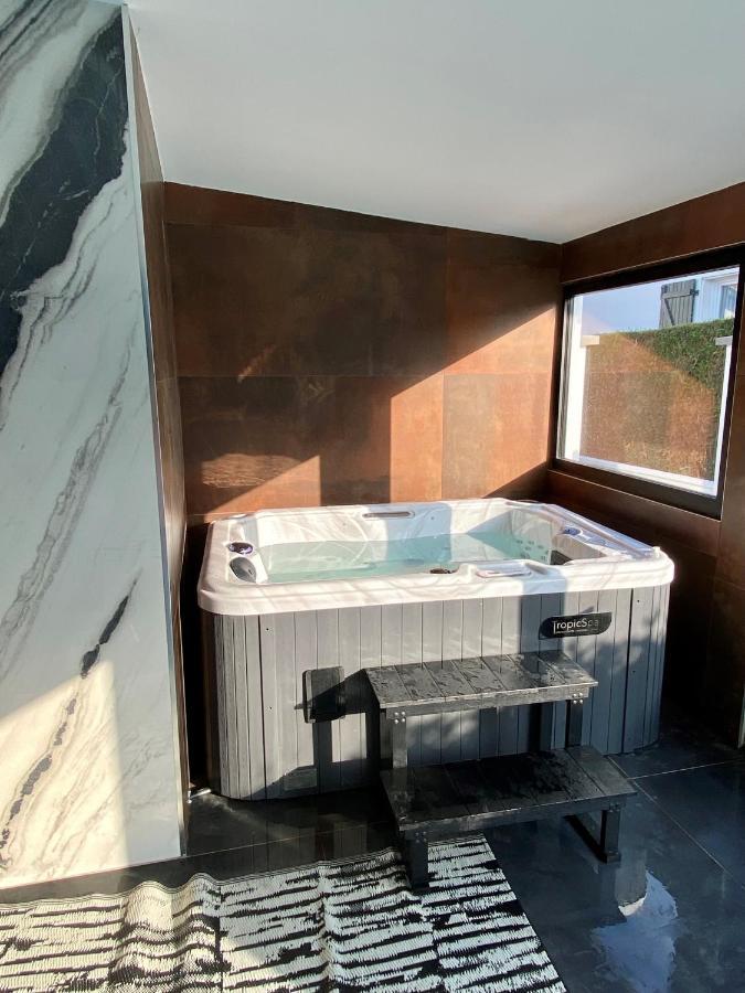 Agreable Maison De Ville Avec Une Belle Terrasse Anglet Exterior foto